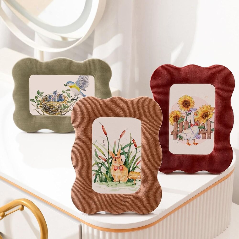 Vicenpal 3 Pcs Scalloped Picture Frame, 4 x 6 Cute Curved Picture Frames